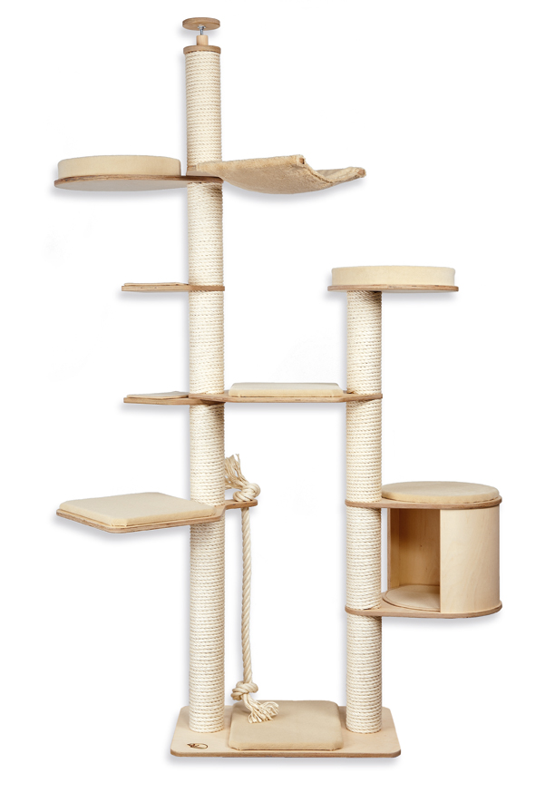 Ceiling Cat Tree Model Adrian Kratzbaum deckenhoch Teppich beige