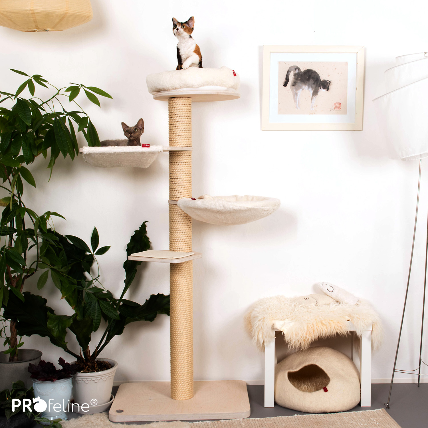 Stabiler Kratzbaum weiss waschbar