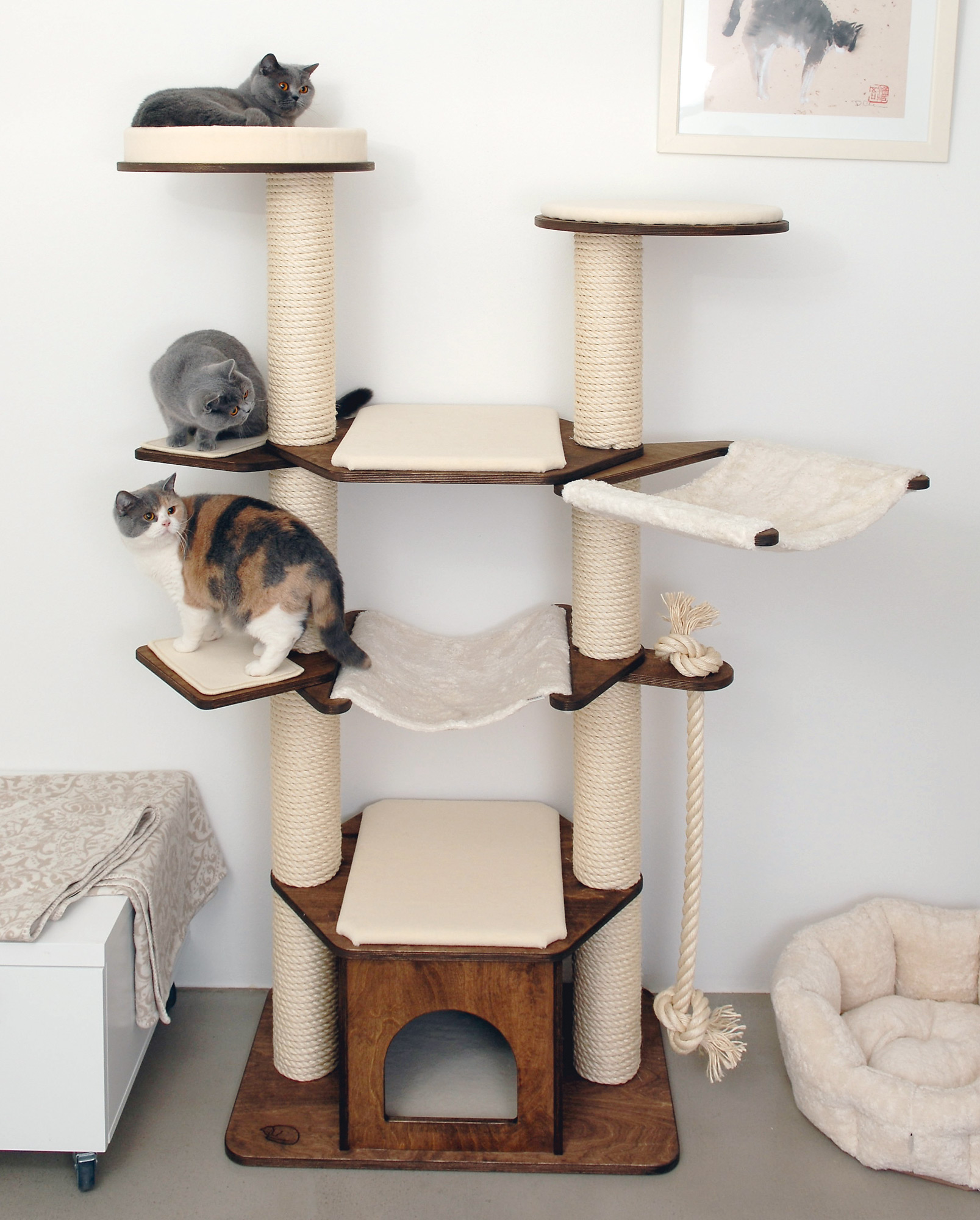 Cat Tree Model Vincent Kratzbaum Vincent gross