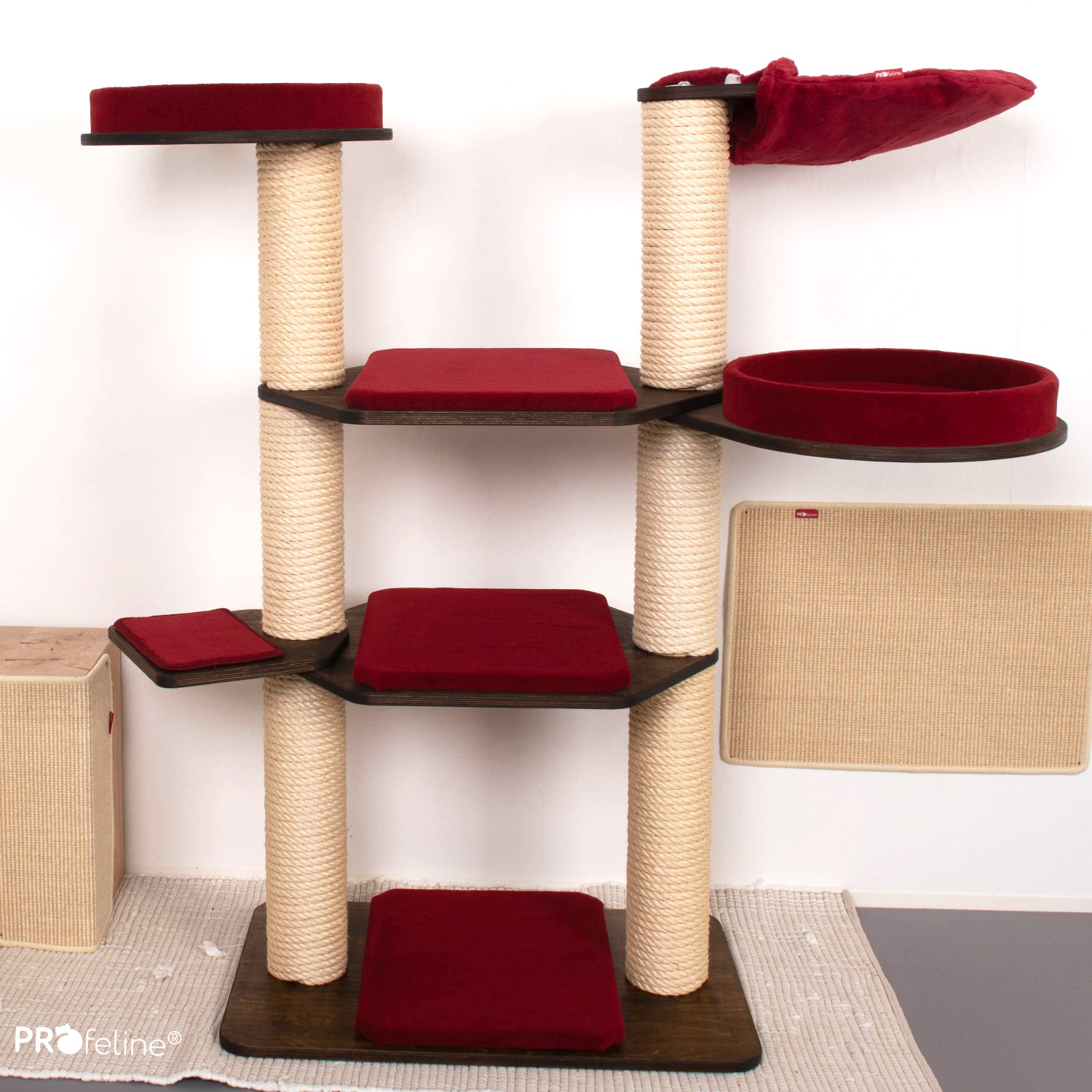 Cat Tree Model Emilia