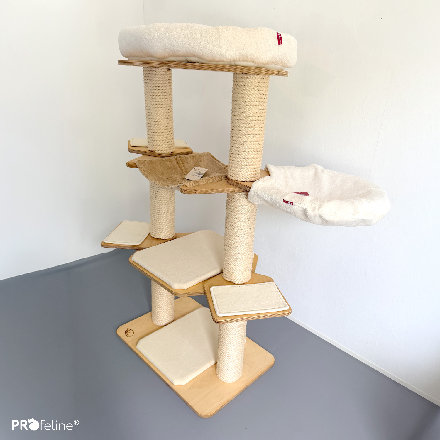 Cat Tree Model Emilia