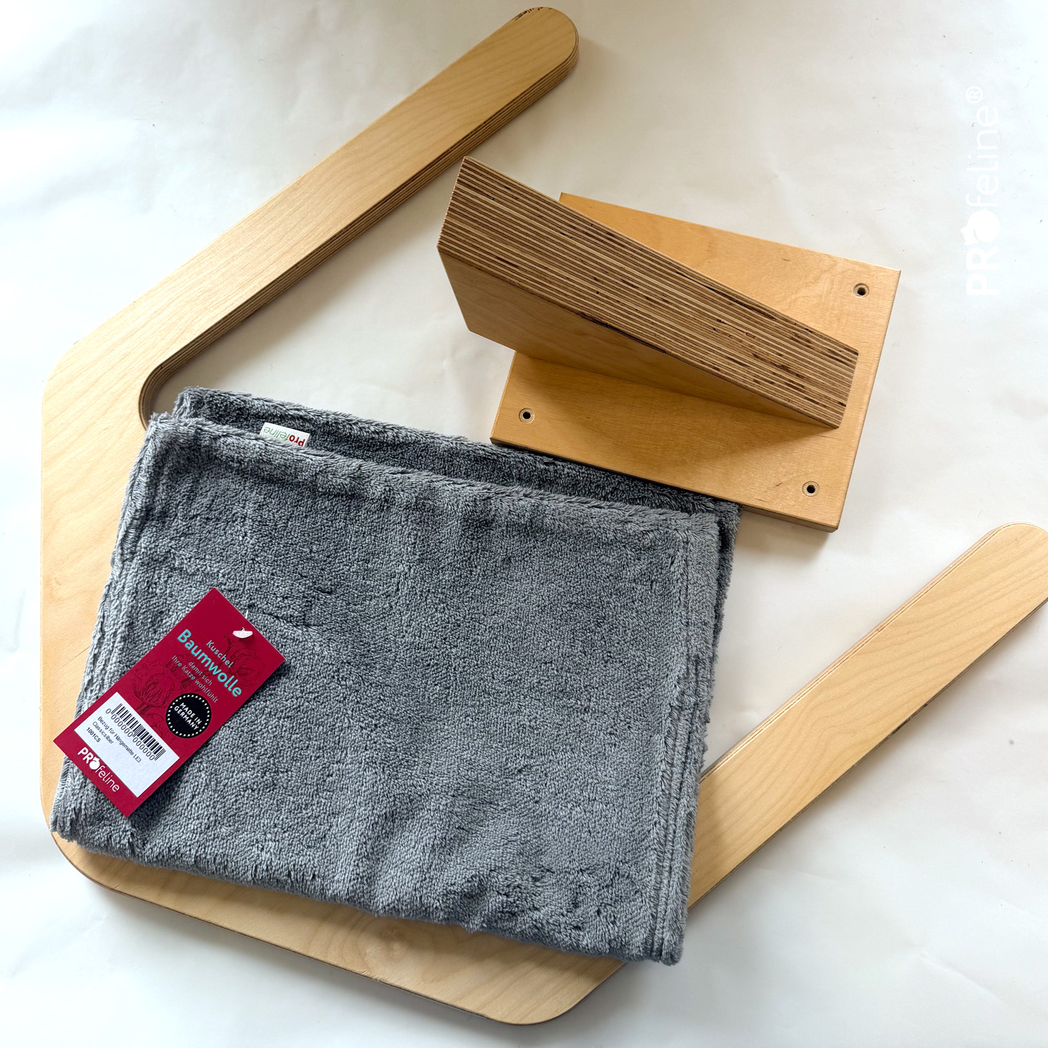 Wall Mounted with Hammock LE3