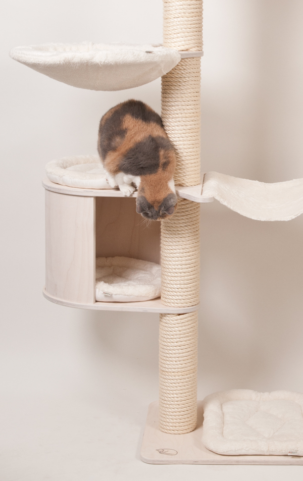 Cat Tree Model Ariane Katzenhaus Weiss, Klettkissen Natur / White, Velcro Cushion Natura